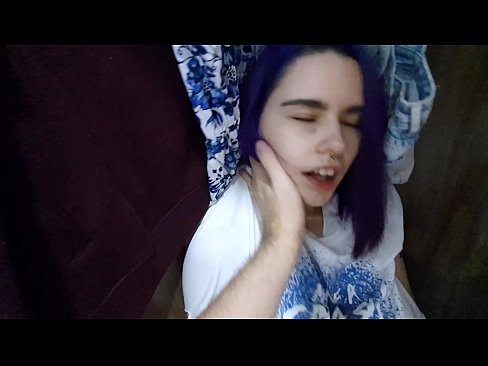❤️ Terjumpa adik saya di dalam almari dan membantunya merangkap ❌ Lucah pada ms.qizpornolar.ru ❤
